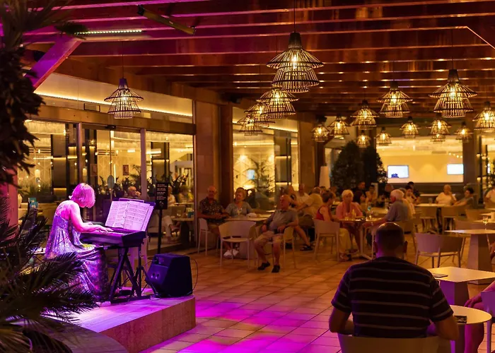 Hôtels à côté de Château de Tossa de Mar