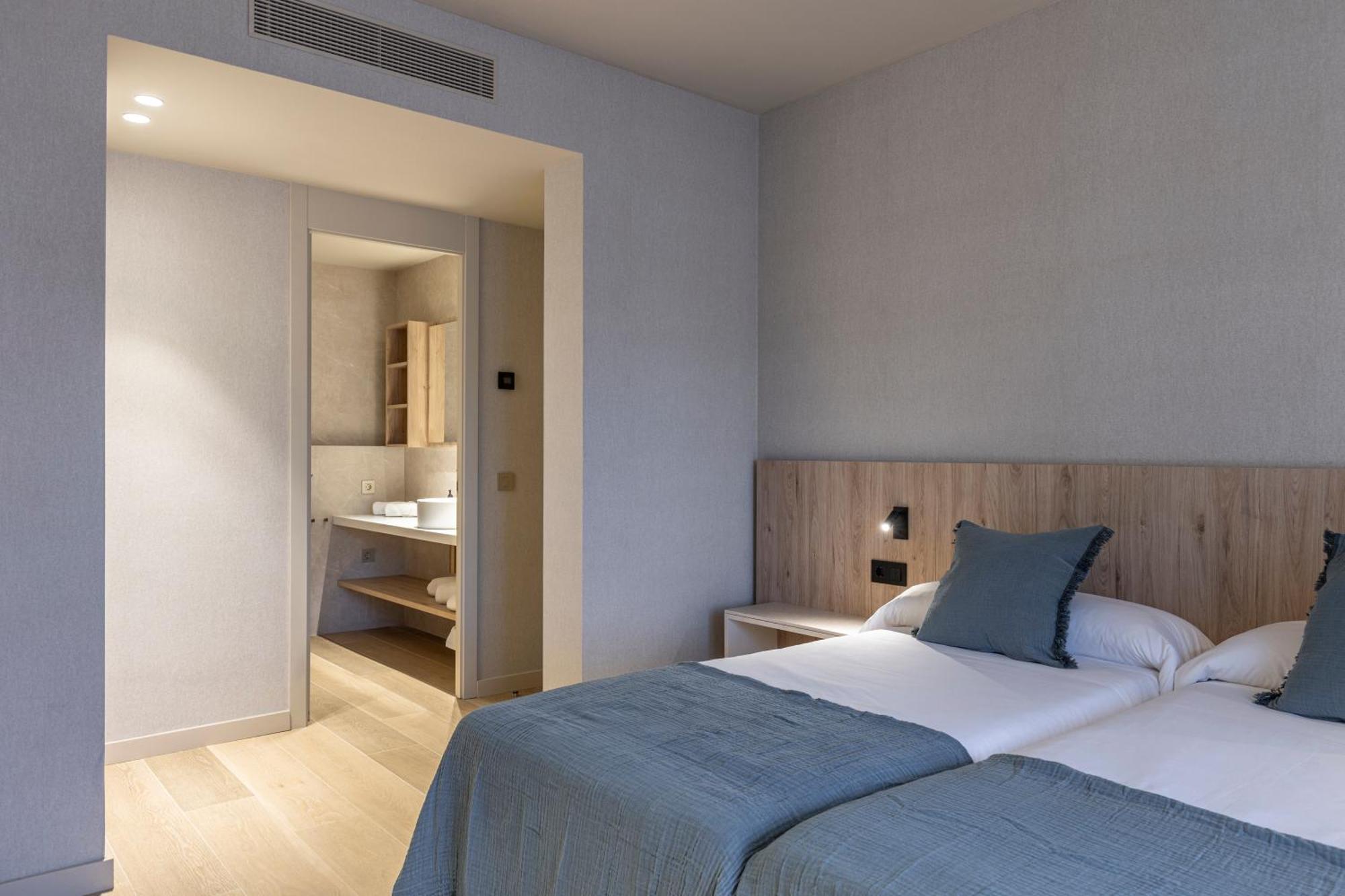 Double Room Mountain View