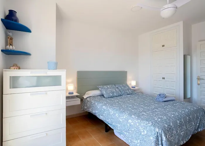 Bonita Casa Adosada Con Jardin Privado Y Piscina Comunitaria Calella De Palafrugell
