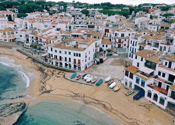 Acogedor Y Luminoso Apartamento Muy Cerca De La Playa Con Parking Gratis Y Piscina Appartement Calella De Palafrugell