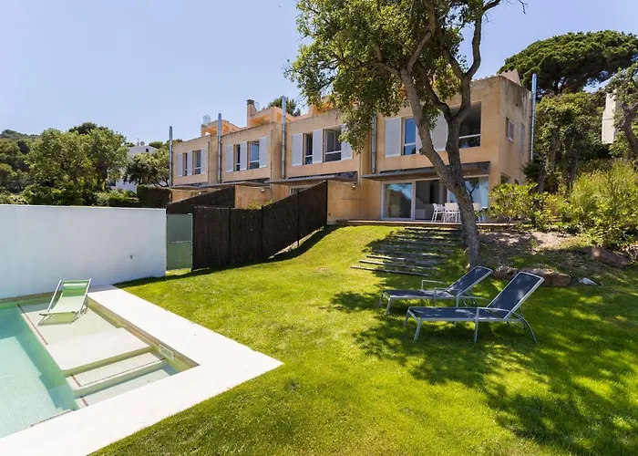 Frontline Sea Villa With Private Pool In Calella - Popeta Calella De Palafrugell