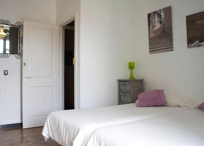 Bed & Breakfast Bells Oficis Gerona