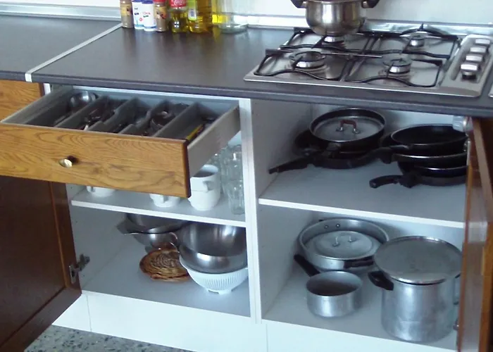 Sant Pere Pescador Hotels