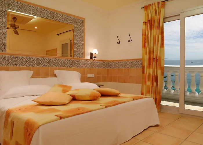 Best 11 Spa Hotels in Roses for a Relaxing Getaway