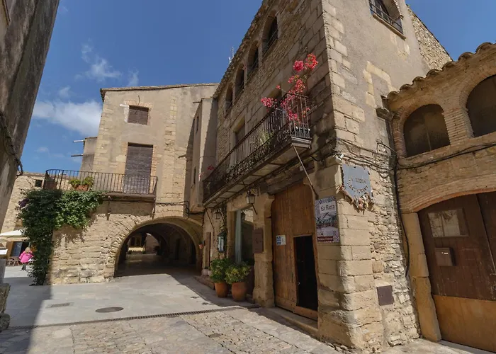 Hostal La Riera De Peratallada