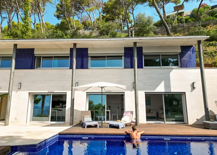 Blueview Villa Llafranc