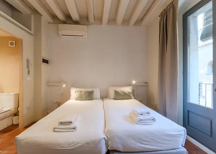 Flateli Ballesteries Girona