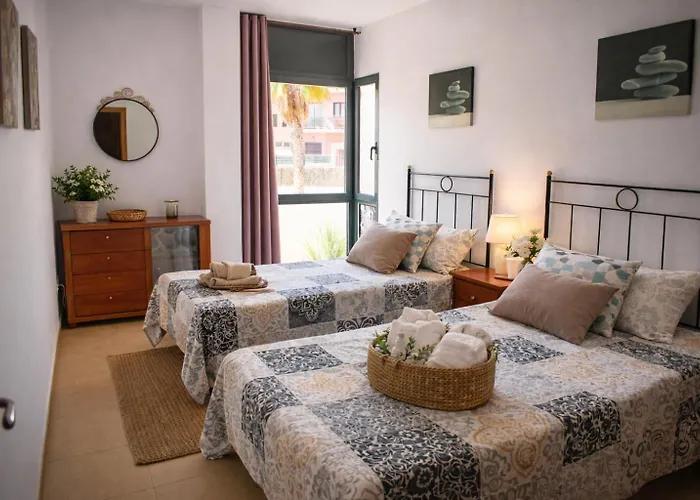 Pet friendly Apartamento Santa Cristina & Bright 2Br With Balcony, Pool & Garden View- Fenals Lloret de Mar