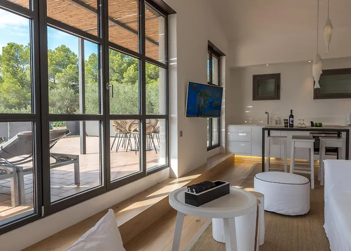 Hotel Restaurant Mas Lazuli By Fimedhotels Pau