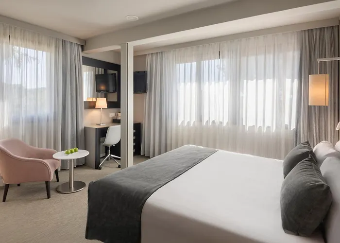 Riudellots de la Selva Hotels