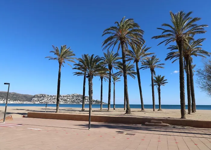 Villa Port Estrella 24 Roses